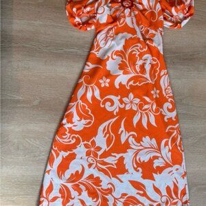 Style House Orange and White Floral Maxi Dress (Small)